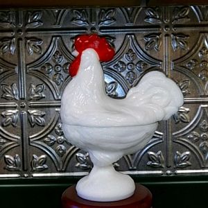 Vintage Westmoreland milk glass rooster dish